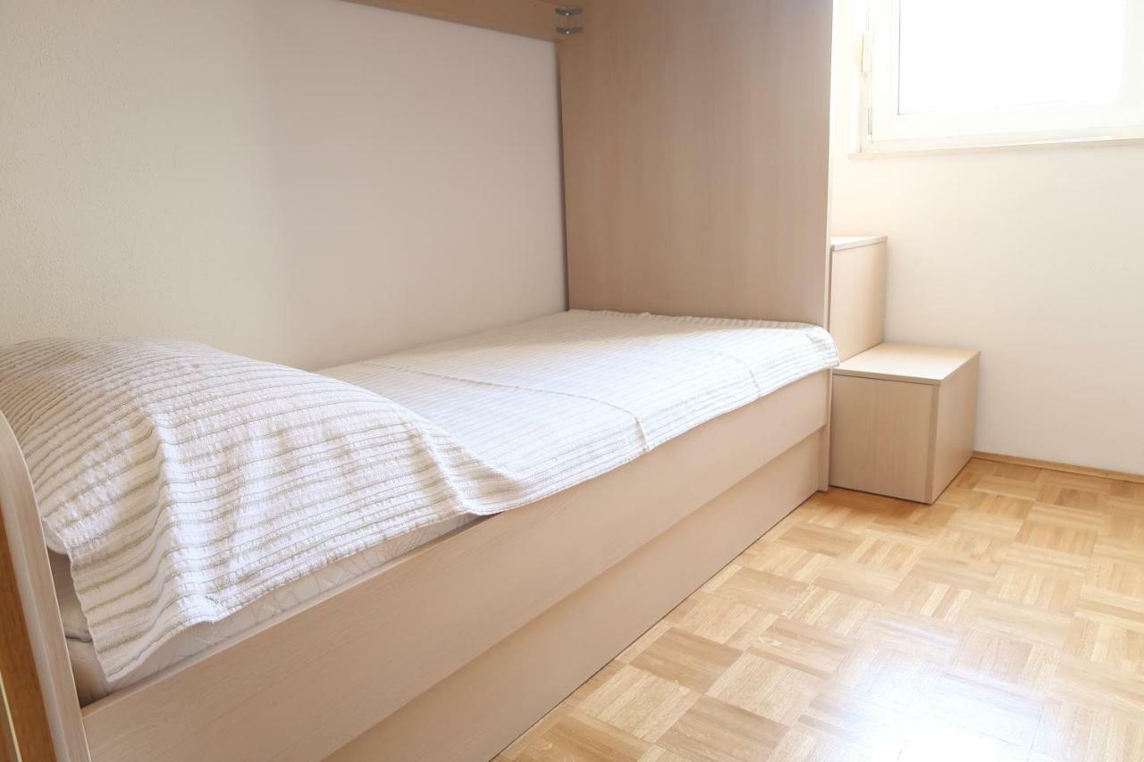 Apartments Maras Primošten Εξωτερικό φωτογραφία