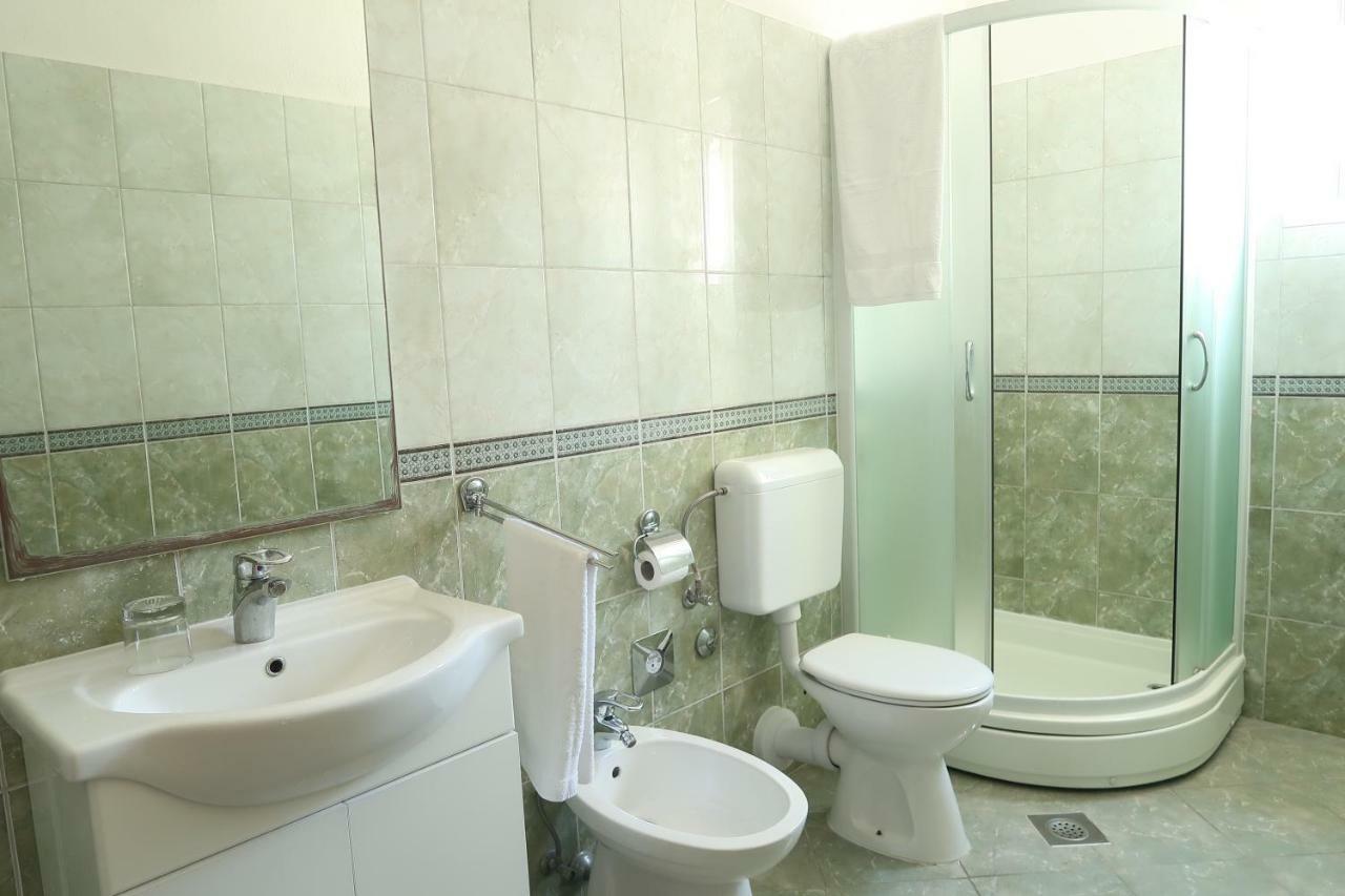 Apartments Maras Primošten Εξωτερικό φωτογραφία