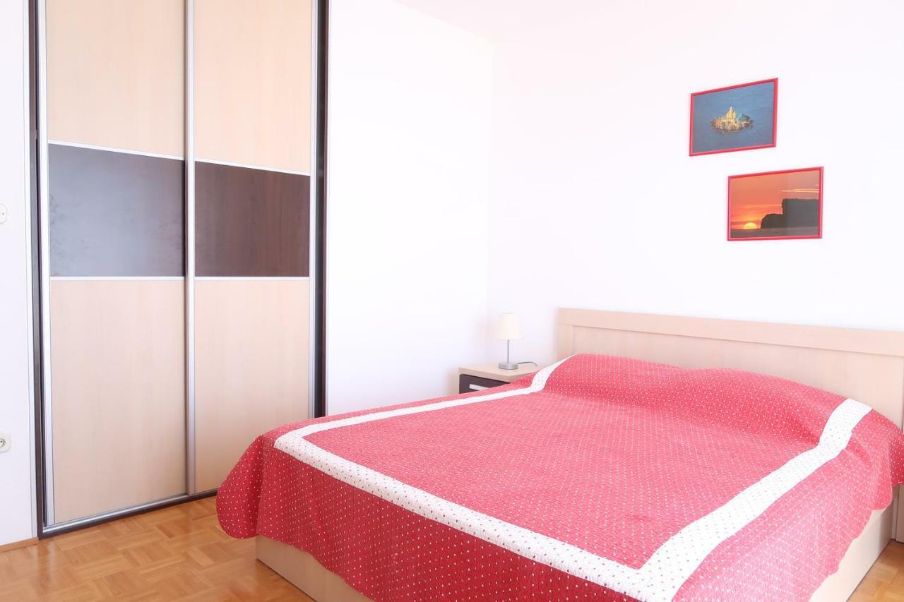 Apartments Maras Primošten Εξωτερικό φωτογραφία